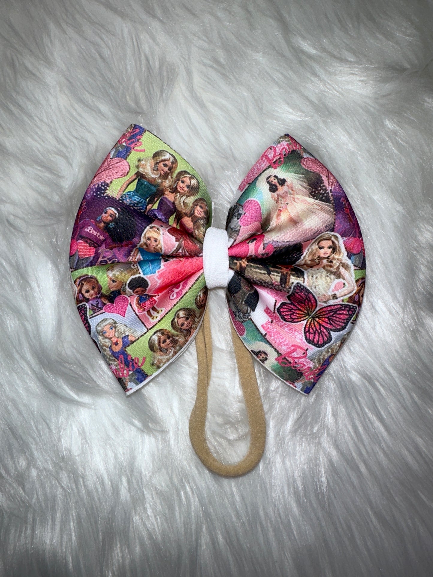 Barbie's World Bows