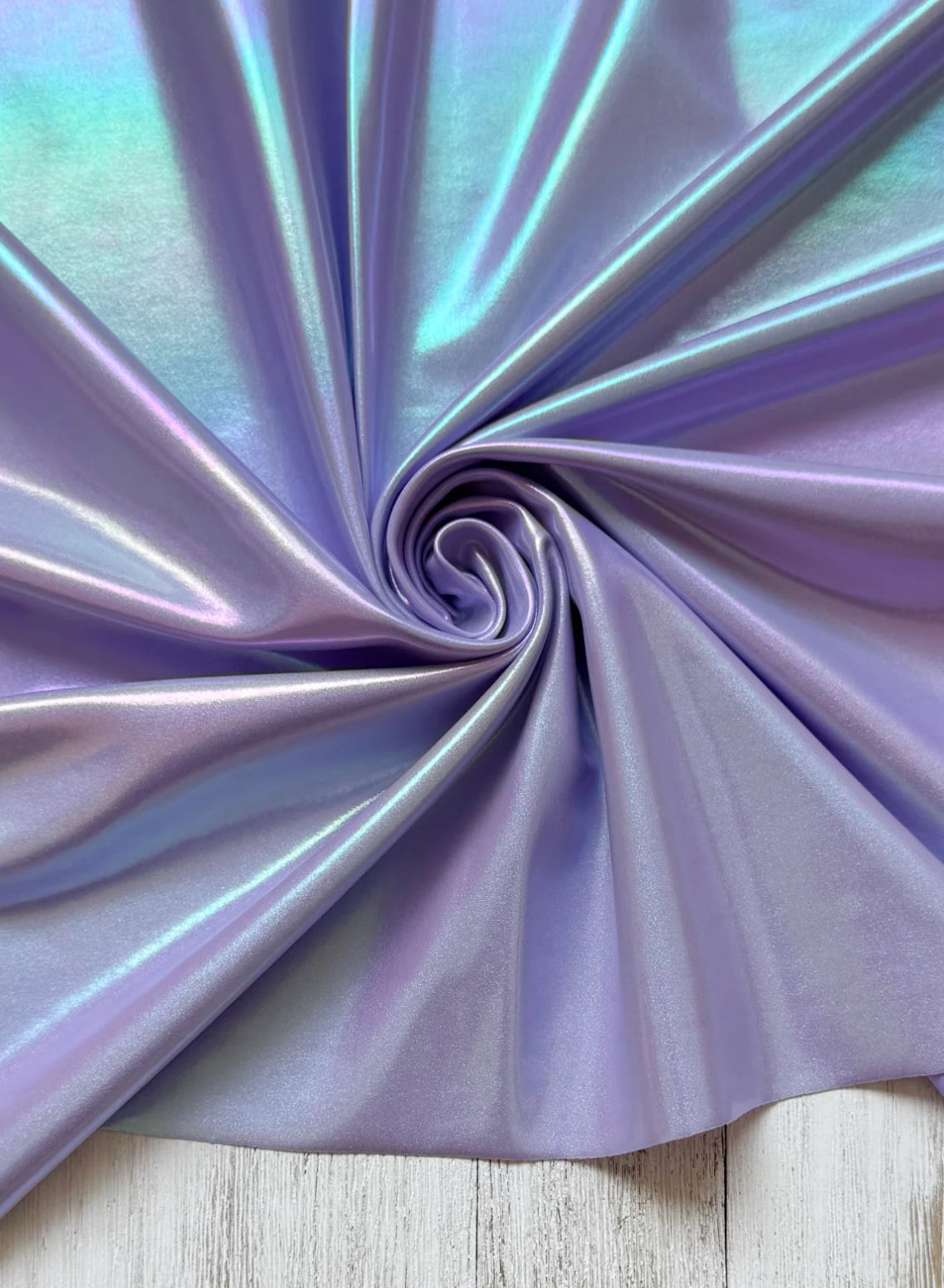 Iris Holographic