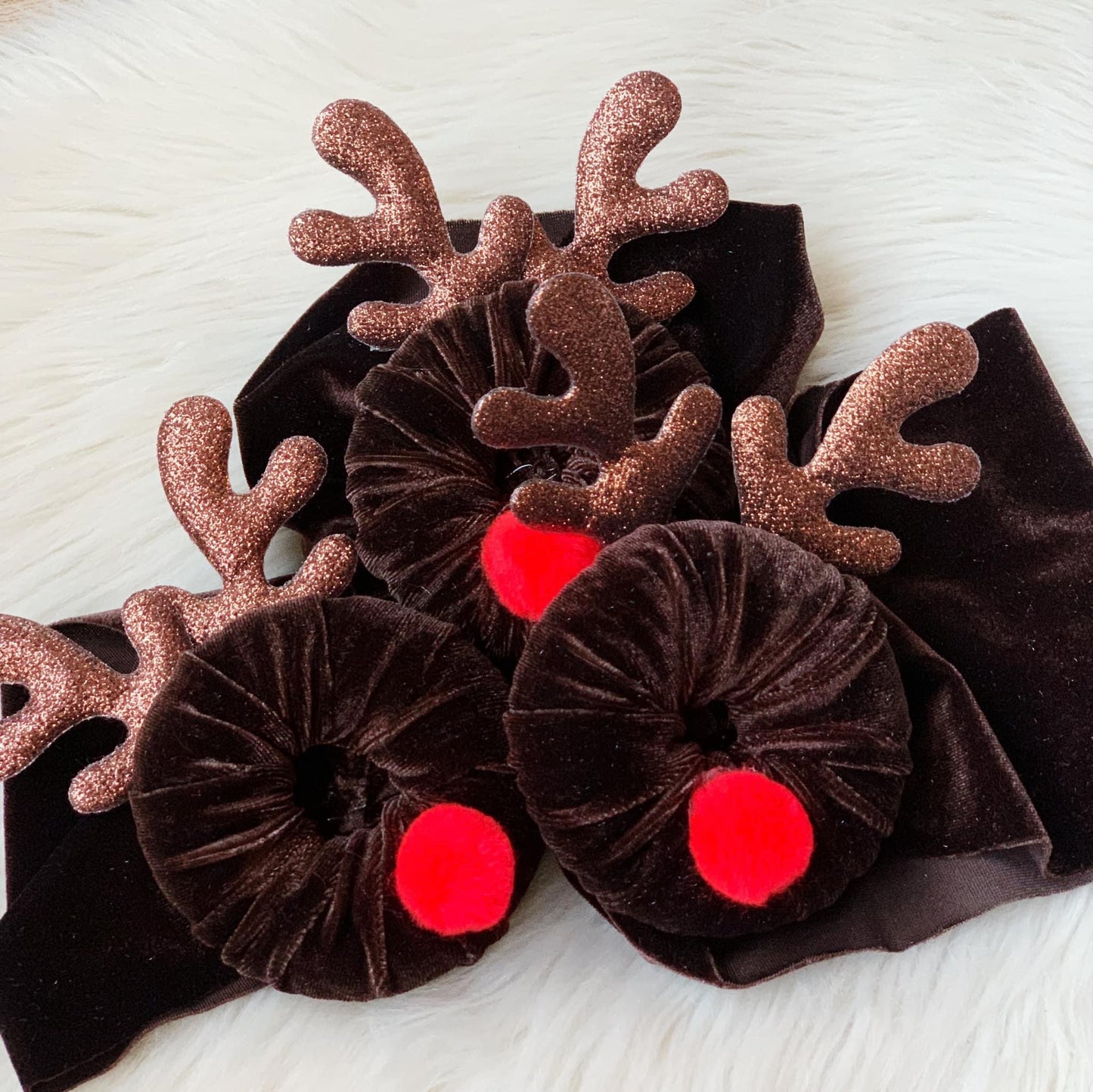 Reindeer Head Wrap